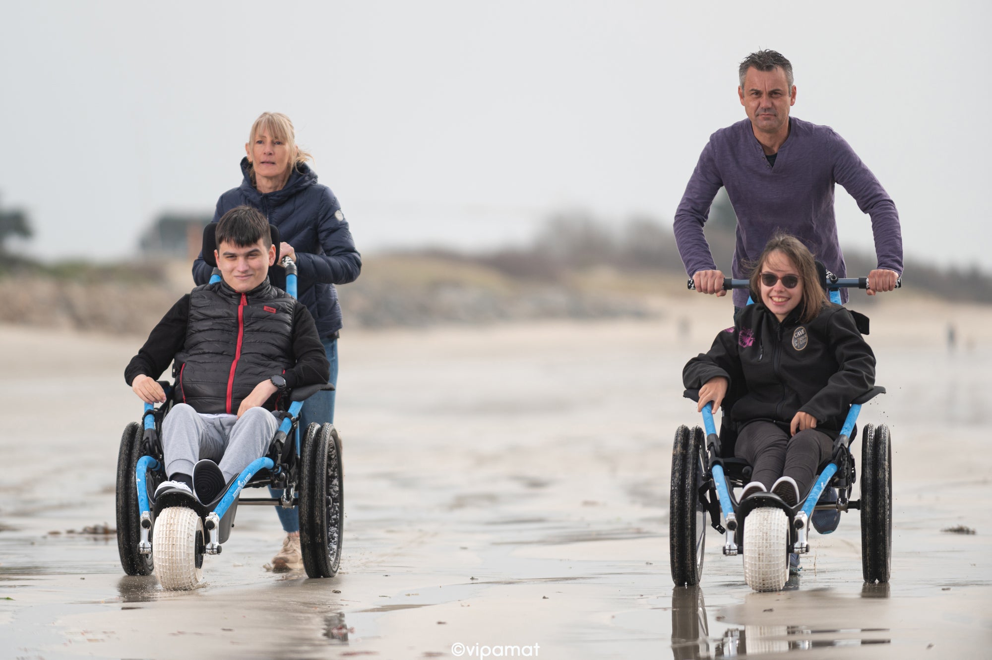Vipamat Hippocampe Beach and All-Terrain Wheelchair - Blue / S- Under 4'7"