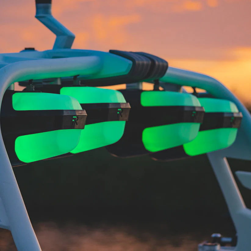 Roswell Marine R1 Pro Tower Speakers White Grill