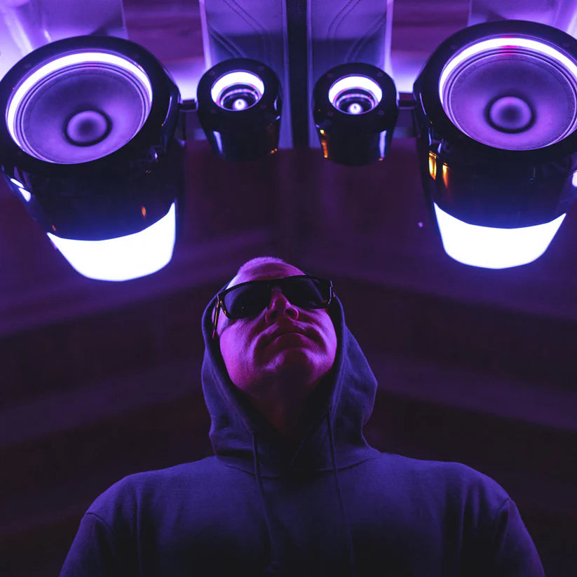 Roswell Marine R1 Pro Tower Speakers White Grill