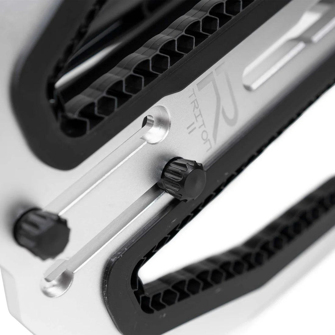 Roswell Triton II Strapless Board Rack