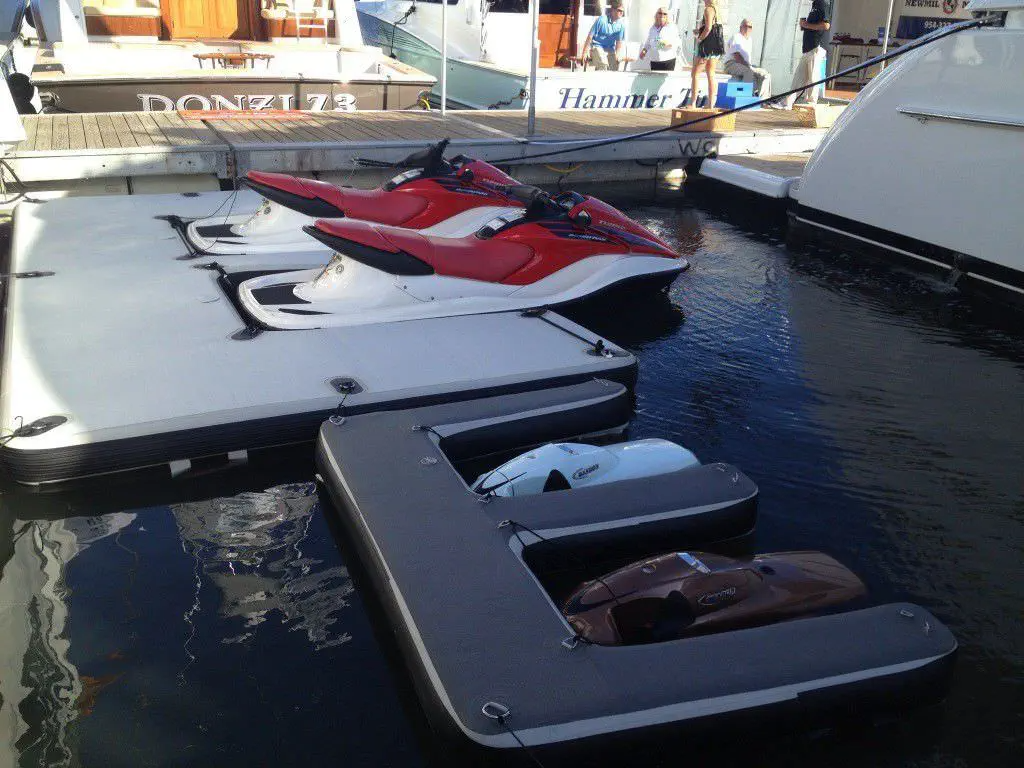 Aeré Jet Ski Dock