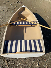 Load image into Gallery viewer, Puffin Seat Cushions