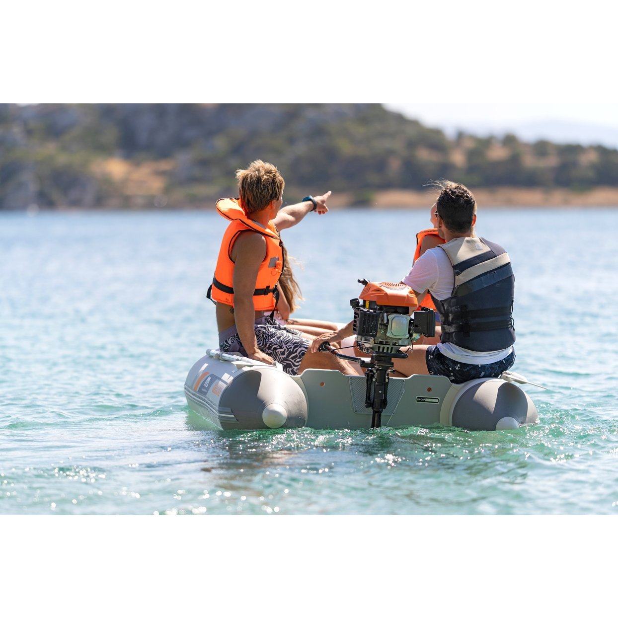 Boat - Aqua Marina The A-Deluxe Sports Boat W/Aluminum Deck BT-88850AL