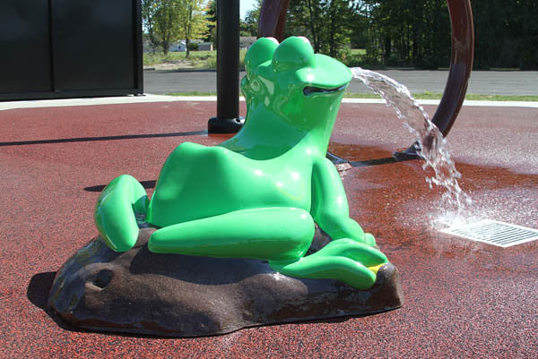 Rain Drop Products Jeremiah the Bullfrog