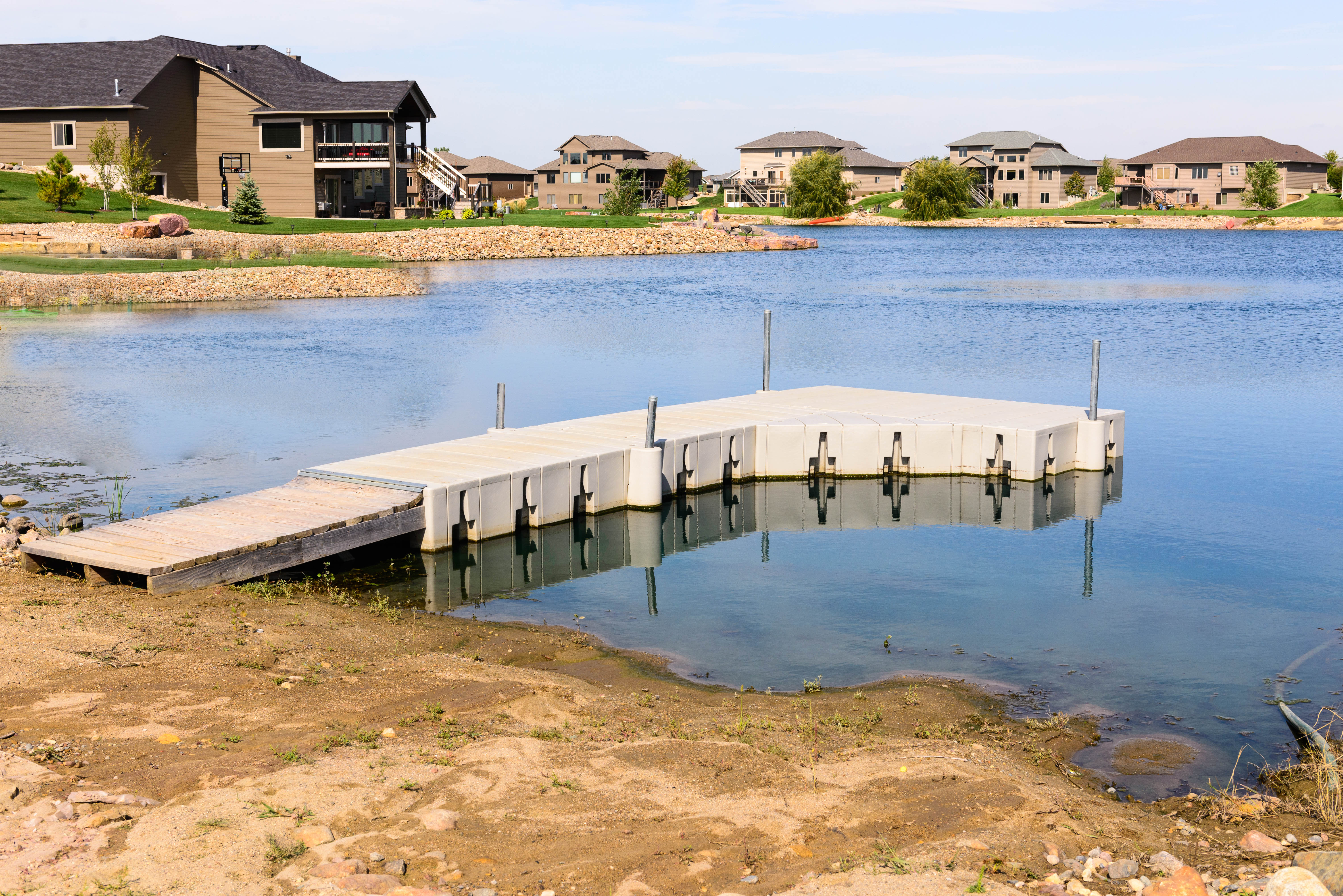 Connect-A-Dock L-Dock Packages 2000 Series-High Profile installed at the lake