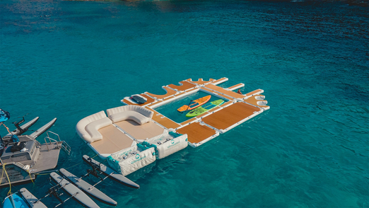 Yachtbeach Platform 3.08 Premium Teak 10.1’x5′ connected to other platforms