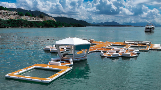 Yachtbeach Pavilion Beachclub Setup with other platforms