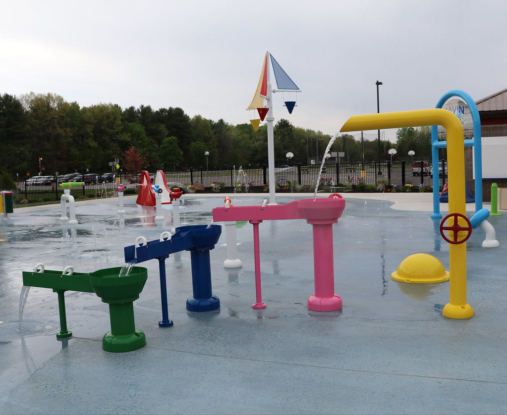 Rain Drop Products Pipe Falls Play Center with 4 features