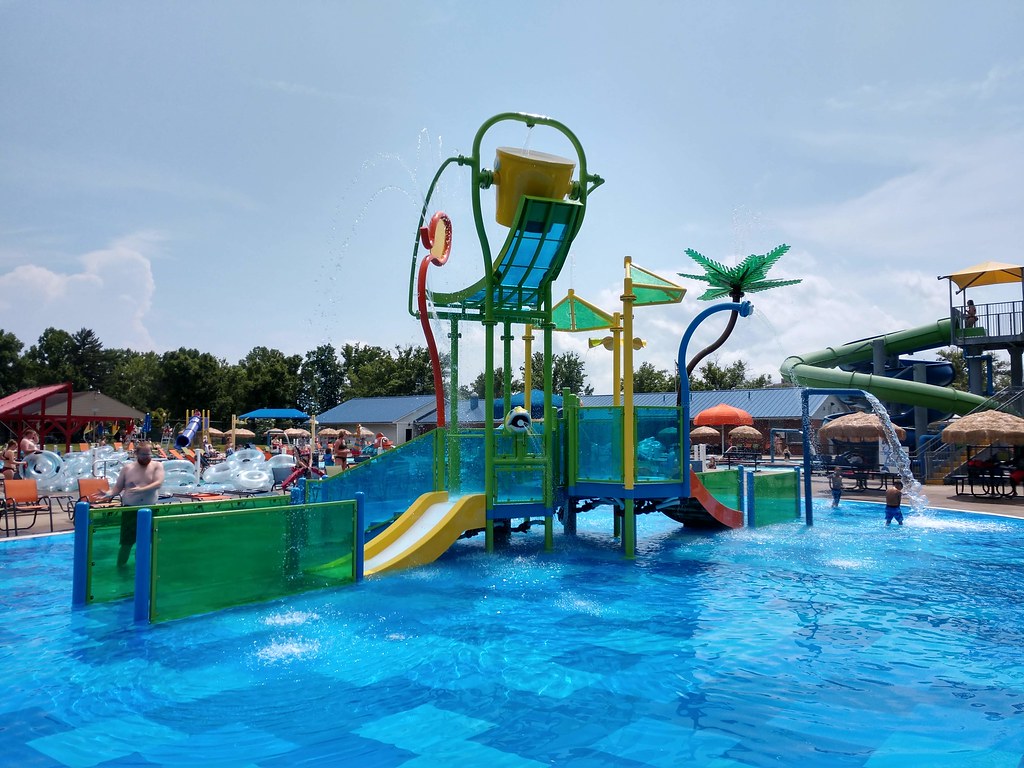 Rain Drop Products Molecule Structure Water Park