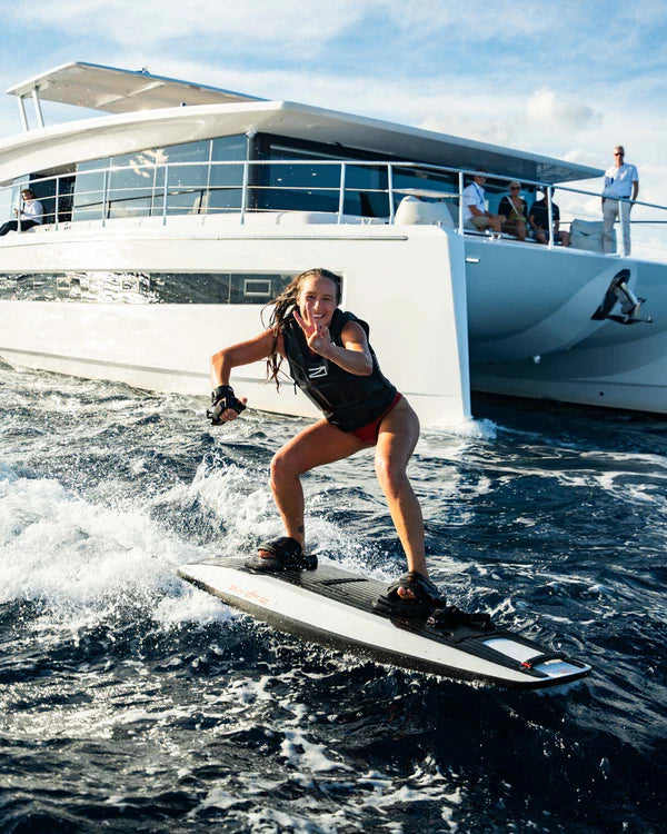 Awake RÄVIK 3 Electric Surfboard