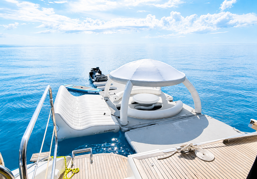 AquaBanas Bosun Inflatable Island Yacht Package