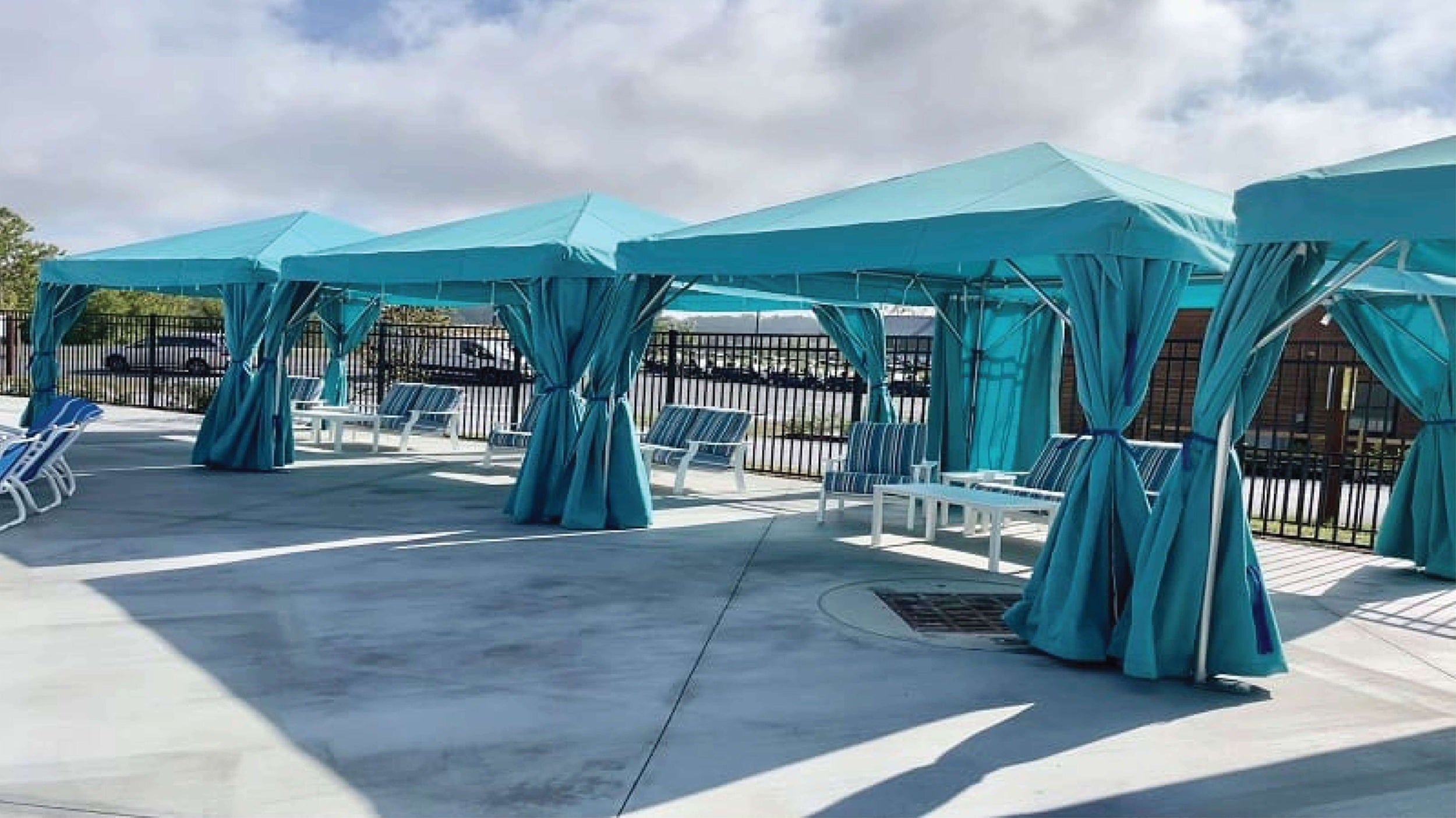 Waterloo Tent & Tarp Cabana