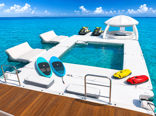AquaBanas Captain's Inflatable Island Yacht Package