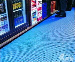 Plastex Floorline Marine Mat blue in a store floor