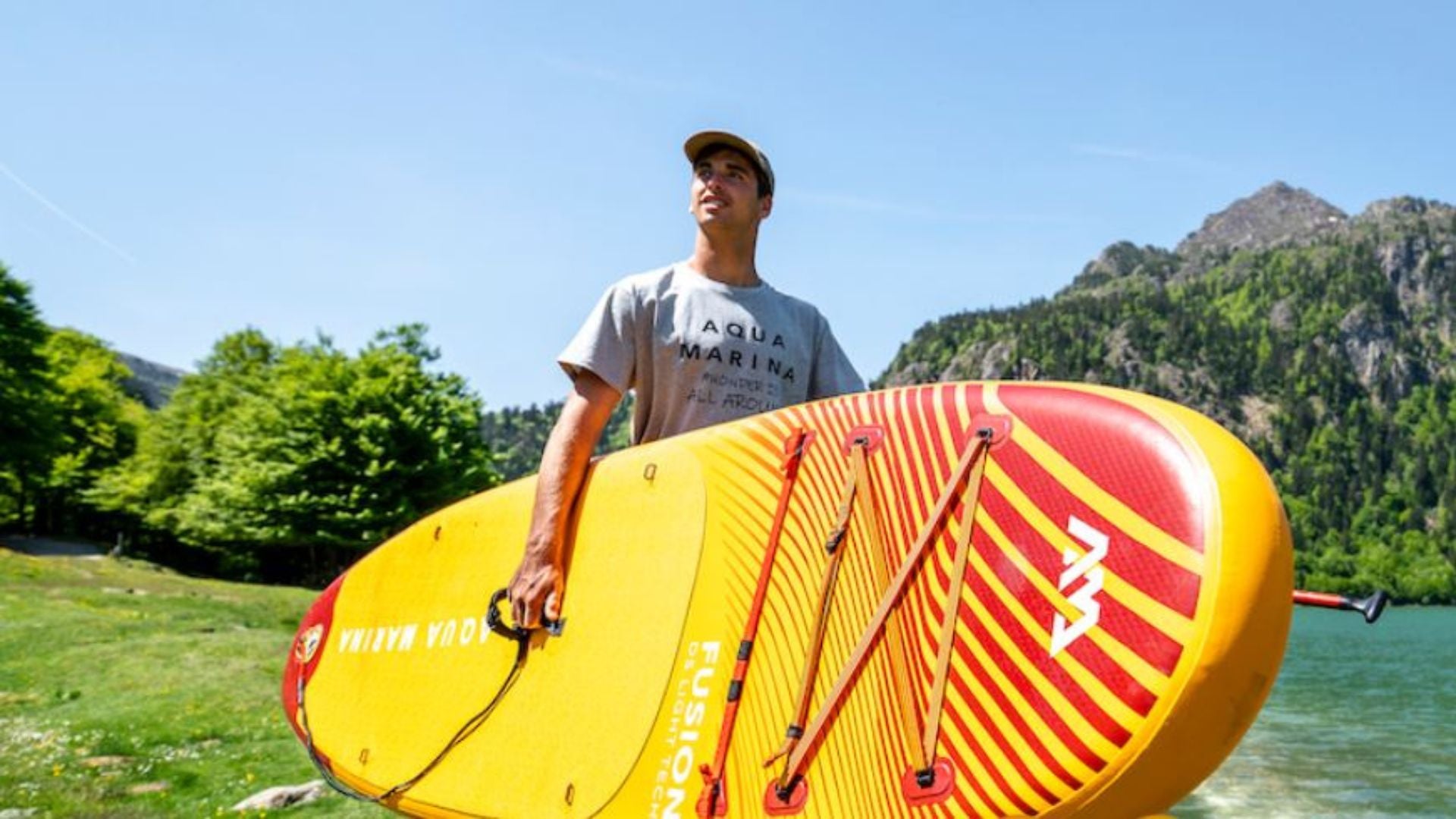 Aqua Marina Fusion 10'10" Inflatable Paddle Board BT-23FUP