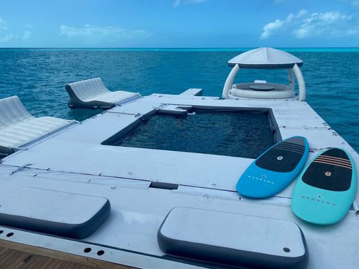 AquaBanas Captain's Inflatable Island Yacht Package