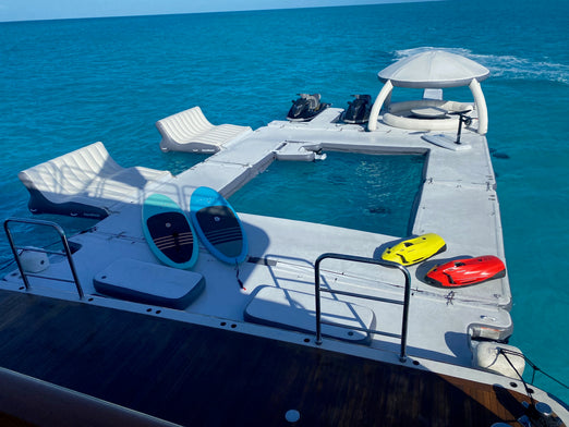 AquaBanas Captain's Inflatable Island Yacht Package