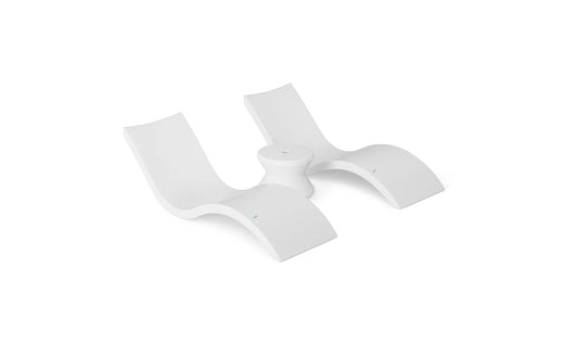 Ledge Signature Chaise In Pool Loungers & Table Set