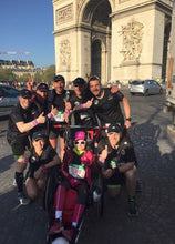 Load image into Gallery viewer, Runner in a race with the Hippocampe Wheelchair