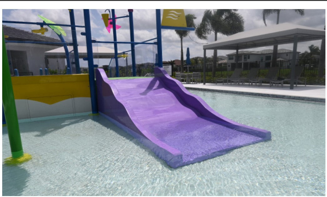 Spectrum Aquatics SlideWorx Kiddie Slide in a kiddie pool