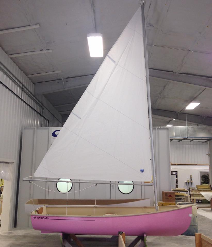 Puffin 1060 - Sailing