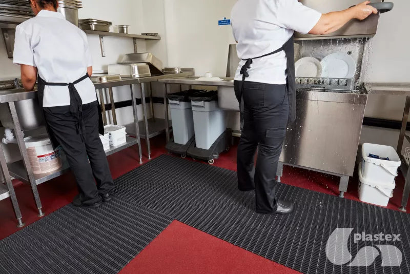 Plastex Floorline Marine Mat black in a kitchen