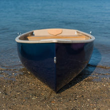 Load image into Gallery viewer, Puffin 1060 - Sailing