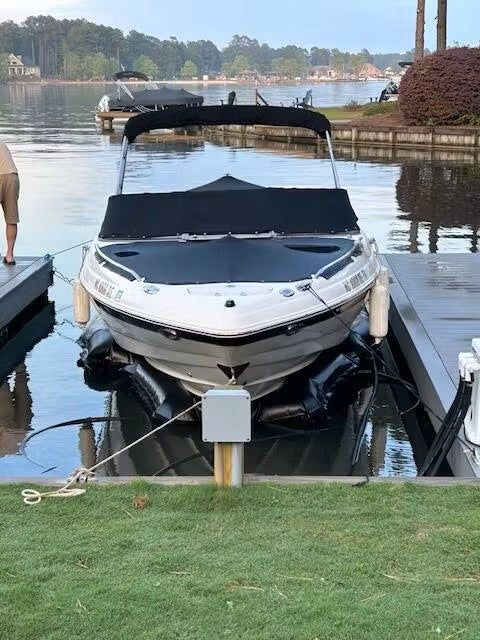 WakeSurf Inflatable Air-Dock Boat Lift  Boats C/B Model