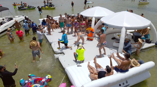 AquaBanas Pasarela Package