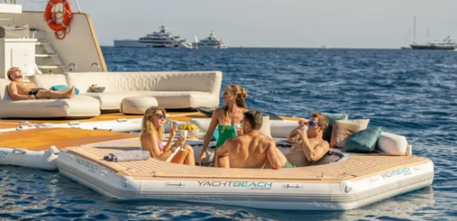 Yachtbeach Party Zone 2.50 Hex Platform 8'2