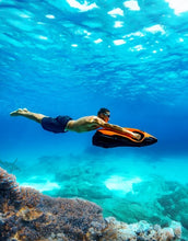 Load image into Gallery viewer, Seabob F9 Luxury Underwater Scooter 