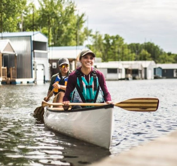 Wenonah Champlain 18' Flex-Core Touring Canoe 61 Lbs. – Light As