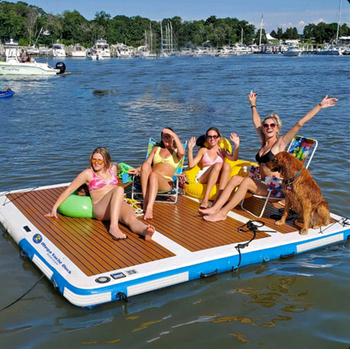 Island Hopper Mega Yacht Dock 10' x 10'
