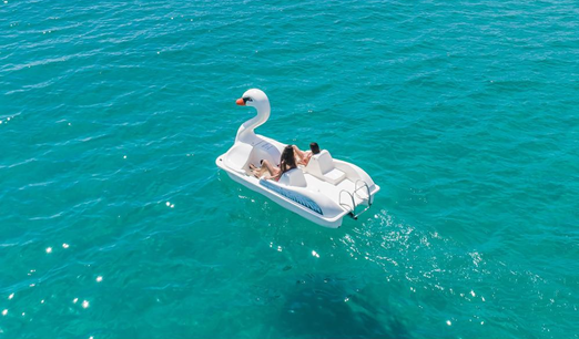 Martini Nautica Swan Pedal Boat