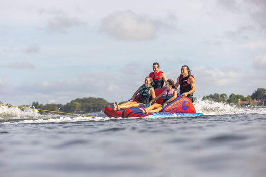 Connelly Yukon 4-Person Towable Tube
