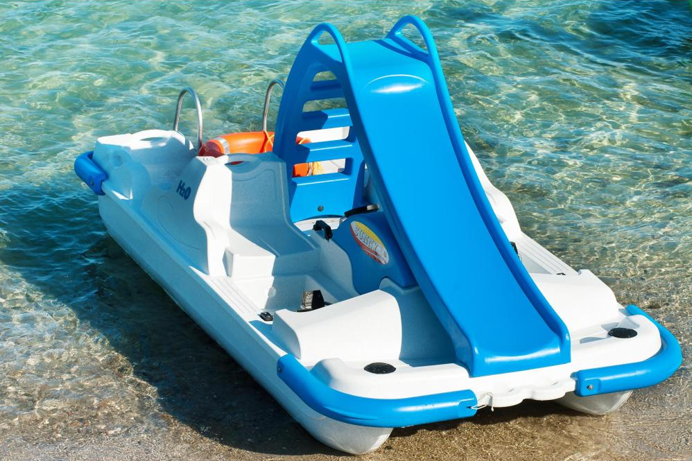 h2o pedal Martini Nautica Sunny H2O 4 Person Pedal Boat – Light As Air Boats