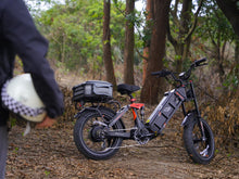 Load image into Gallery viewer, Eahora Juliet 2 Electric Bike