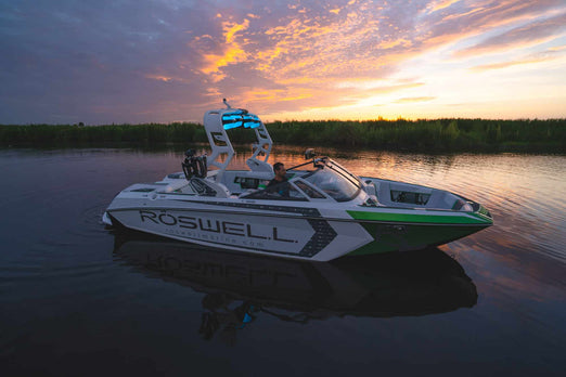 Roswell Marine R1 Pro Tower Speakers White Grill