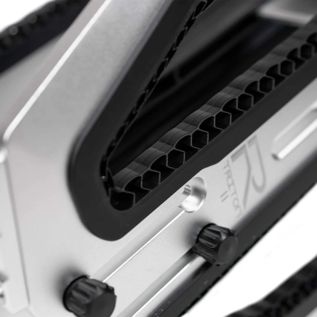 Roswell Triton II Strapless Board Rack