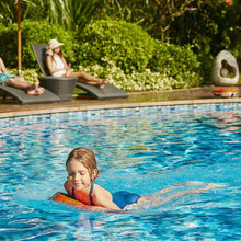 Load image into Gallery viewer, Girl enjoying the water with the Sublue Swii Electronic Kickboard