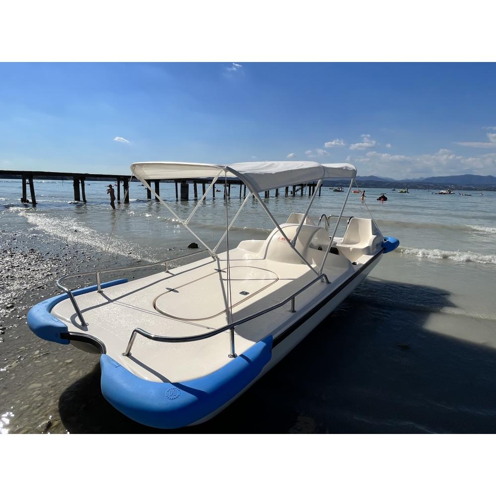 Martini Nautica Happy Hour 5 Person Pedal Boat