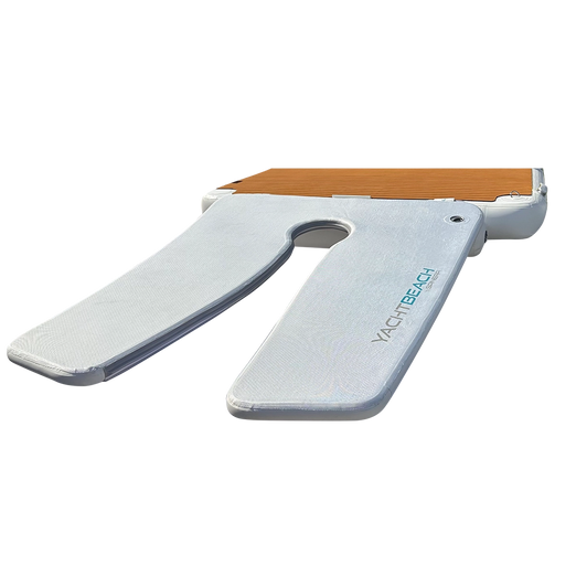 Yachtbeach Foil Dock Basic connected to a  yachtbeach mat