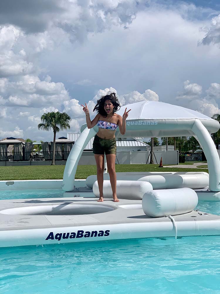 AquaBanas Splash Bana