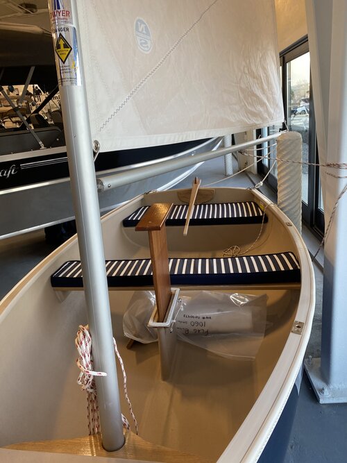 Puffin 1060 - Sailing