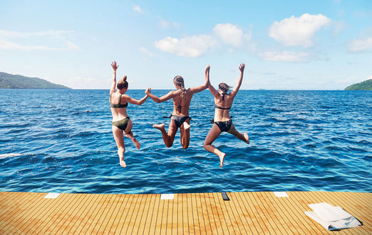 SeaRaft 675 The Original Teak Deck anti-skid Inflatable Platform