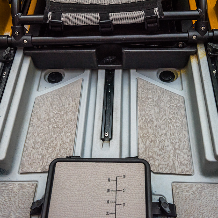 Vanhunks 13' Elite Pro Angler