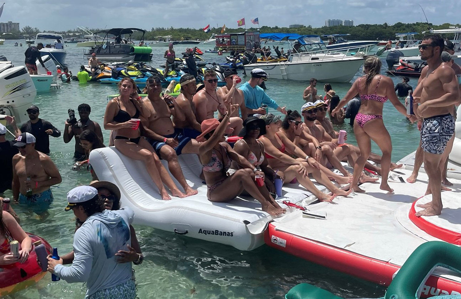 AquaBanas Mega Lounger