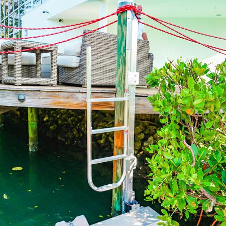 Kayak Dock Accessories - Seahorse Docking Floating Boarding Ladder attached to a dock post